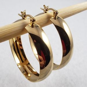 1.5" Chubby Gold Hoops